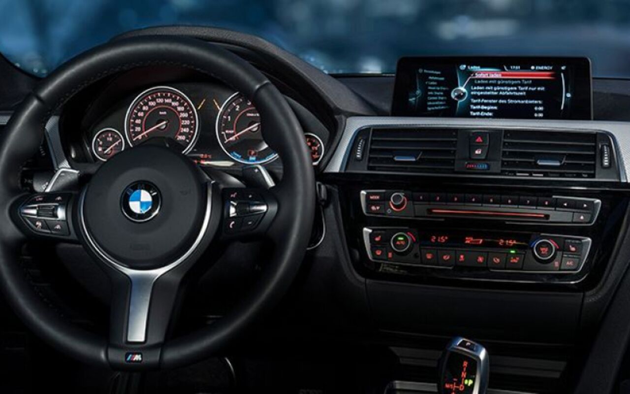 2018 BMW 3 Series Video Image