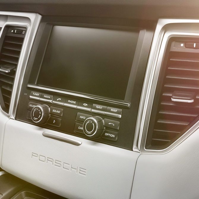 Porsche Macan | Peter Vardy